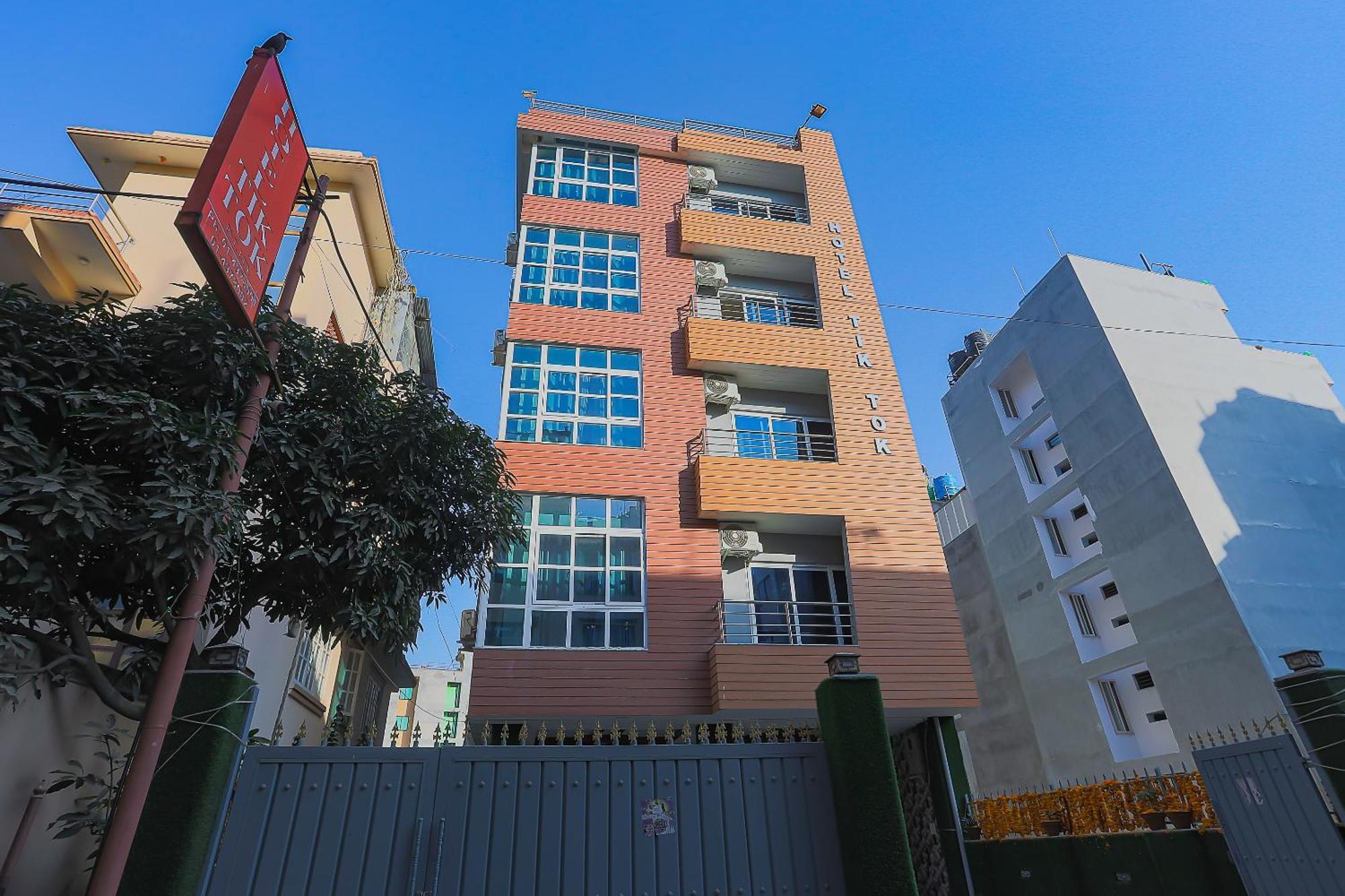Oyo 799 Hotel Tik Tok Pvt Ltd. Kathmandu Exterior photo